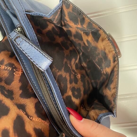 B. Makowsky Women’s Blue Leather Square Shape Zipper Shoulder Strap Purse - Picture 6 of 9